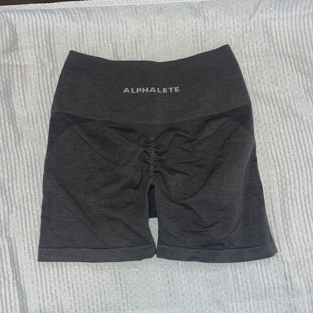XS Amplify Alphalete Shorts 4.5
